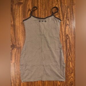 Brown Sleeveless Dress with Floral Detail